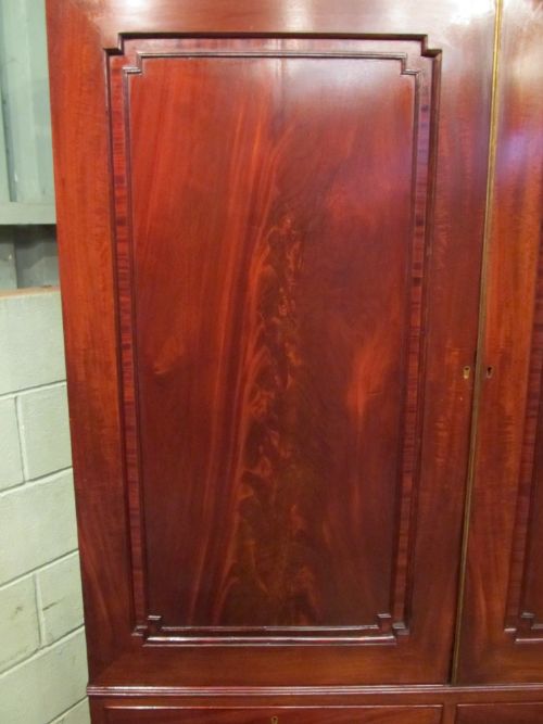 fig 2. ANTIQUE REGENCY FLAMED MAHOGANY LINEN CLOTHES PRESS C1820