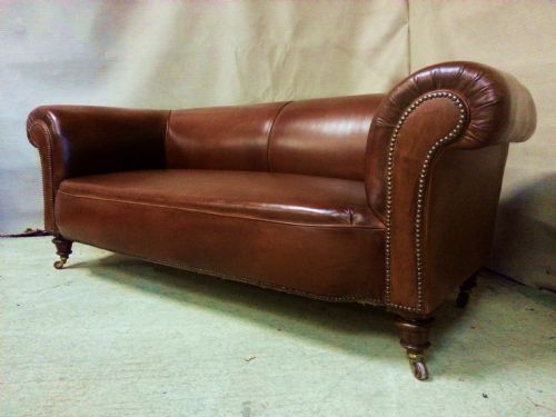 fig 1. ORIGINAL MATCHING PAIR OF ANTIQUE VICTORIAN BROWN LEATHER FULL HIDE CHESTERFIELD THREE SEATER SOFAS C1890