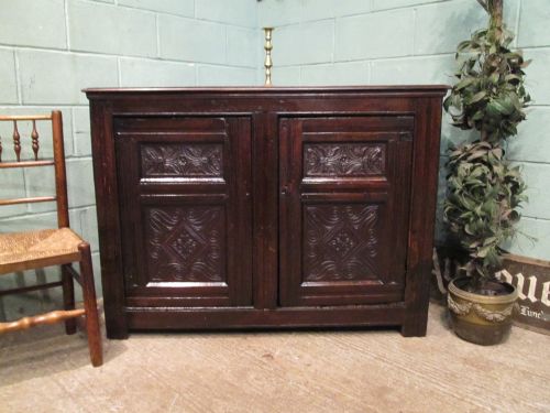 Antique Early 18th Century Carved Country Oak Cupboard C1720