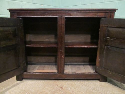 fig 2. ANTIQUE EARLY 18TH CENTURY CARVED COUNTRY OAK CUPBOARD C1720