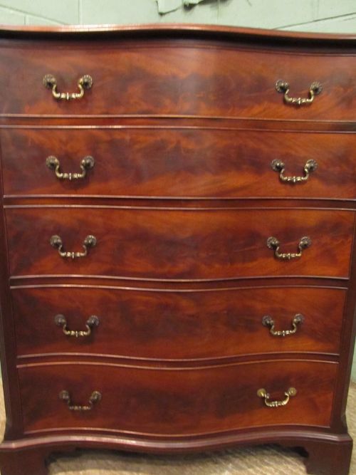 fig 1. Antique Serpentine Front Mahogany Chest of Drawers c1920