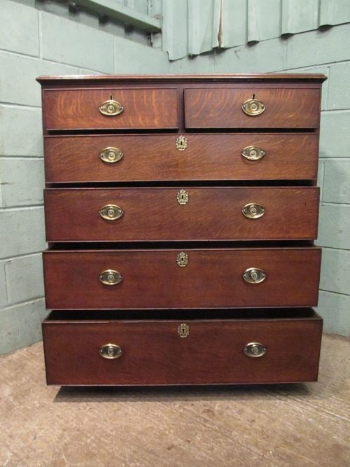 fig 2. ANTIQUE 18TH CENTURY PERIOD OAK CHEST OF DRAWERS C1780
