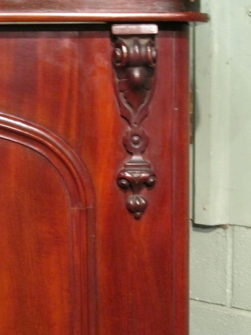 fig 2. ANTIQUE VICTORIAN MAHOGANY DOUBLE WARDROBE COMPACTUM C1880
