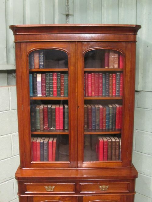 fig 2. ANTIQUE VICTORIAN MAHOGANY LIBRARY BOOKCASE C1880