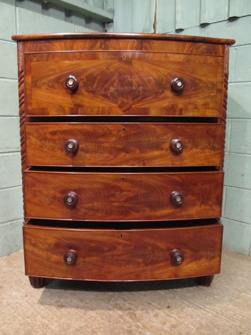 fig 2. ANTIQUE WILLIAM 1V FLAMED MAHOGANY BOW FRONT CHEST OF DRAWERS C1830