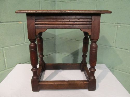 fig 1. ANTIQUE EARLY VICTORIAN COUNTRY OAK JOINT STOOL C1840