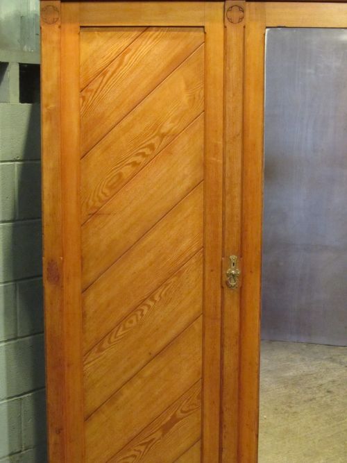 fig 1. ANTIQUE VICTORIAN ASH TRIPLE WARDROBE COMPACTUM C1890