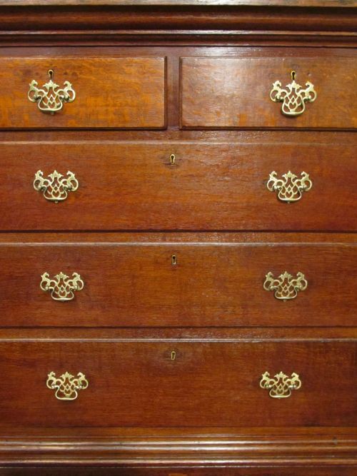 fig 2. ANTIQUE 18TH CENTURY WELSH PERIOD OAK CHEST ON CHEST OF DRAWERS C1780