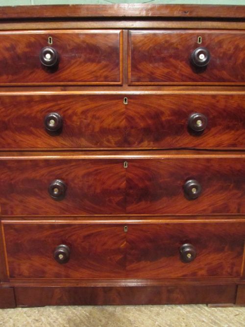 fig 2. ANTIQUE VICTORIAN FLAMED MAHOGANY CHEST OF DRAWERS C1880