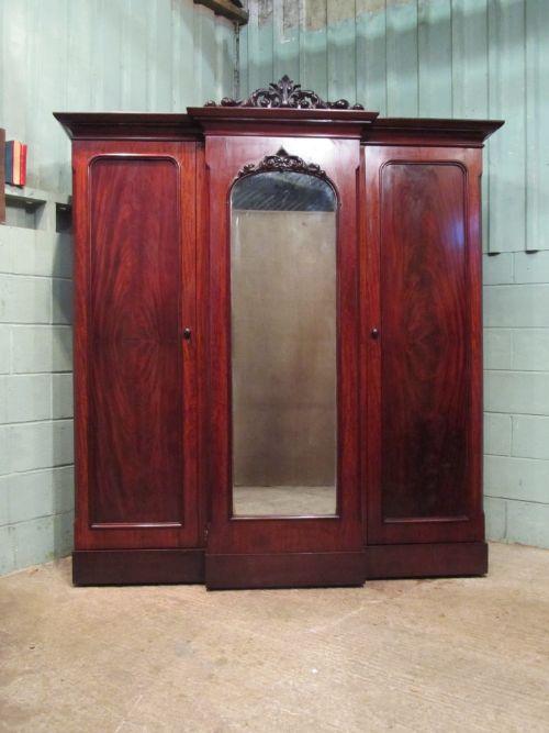 fig 1. ANTIQUE VICTORIAN MAHOGANY BREAKFRONT TRIPLE WARDROBE C1880