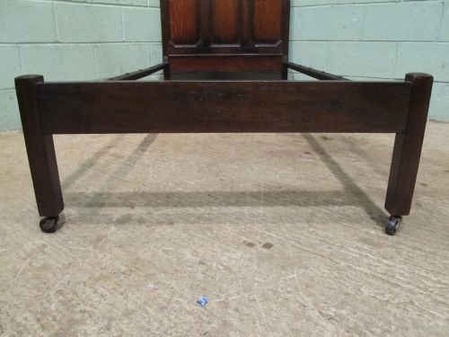 fig 3. ANTIQUE PAIR EDWARDIAN OAK SINGLE BEDS C1900
