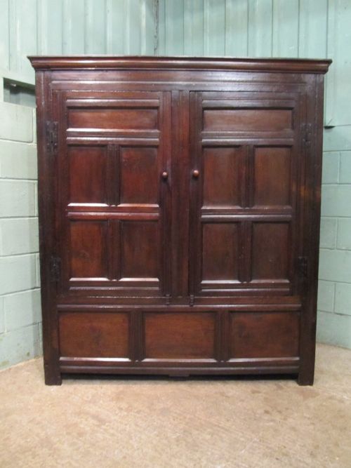 fig 1. ANTIQUE GEORGIAN OAK LIVERY HARNESS CUPBOARD C1760
