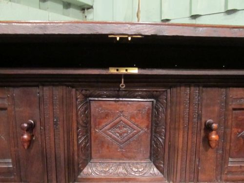 fig 1. ANTIQUE LATE 18TH CENTURY PERIOD OAK CARVED COURT CUPBOARD WITH SECRET COMPARTMENT C1790