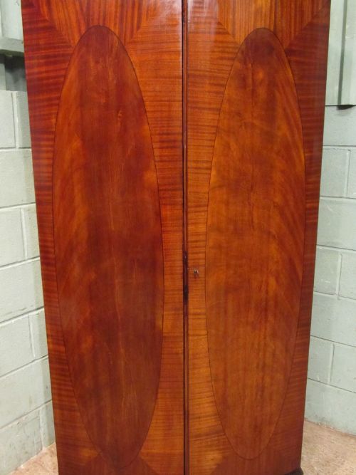 fig 2. ANTIQUE EDWARDIAN MAHOGANY BOW FRONT DOUBLE WARDROBE C1900