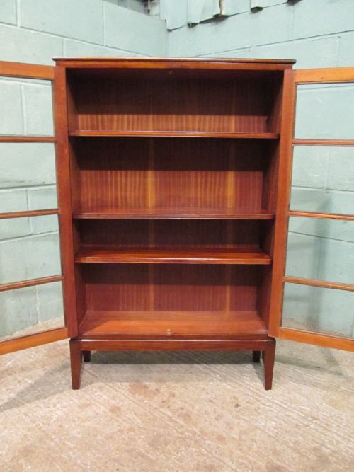 fig 2. ANTIQUE PAIR EDWARDIAN MAHOGANY GLAZED BOOKCASES C1900