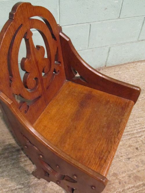 fig 2. ANTIQUE VICTORIAN GOTHIC OAK ECCLESIASTICAL ARMCHAIR C1880