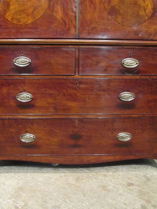 fig 2. ANTIQUE LARGE REGENCY MAHOGANY CLOTHES PRESS C1820