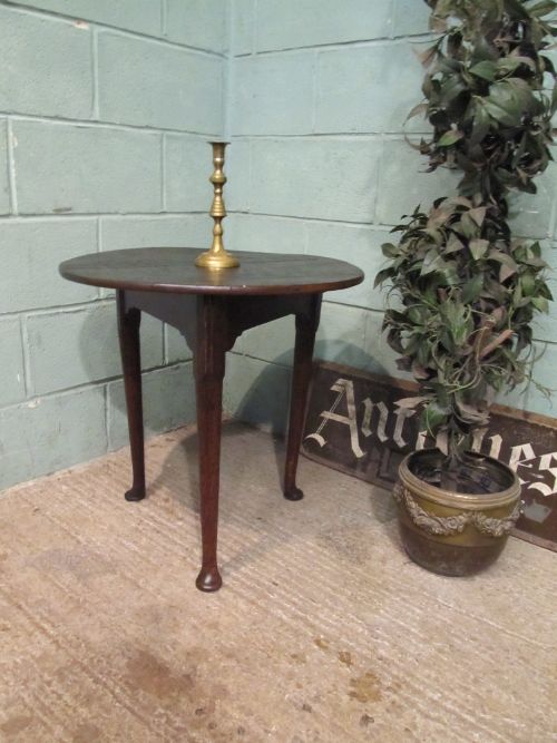 fig 1. ANTIQUE 18TH CENTURY JOINED OAK CRICKET TABLE C1780