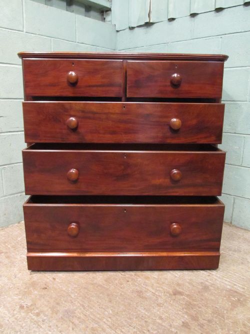 fig 2. ANTIQUE VICTORIAN MAHOGANY CHEST OF DRAWERS C1880