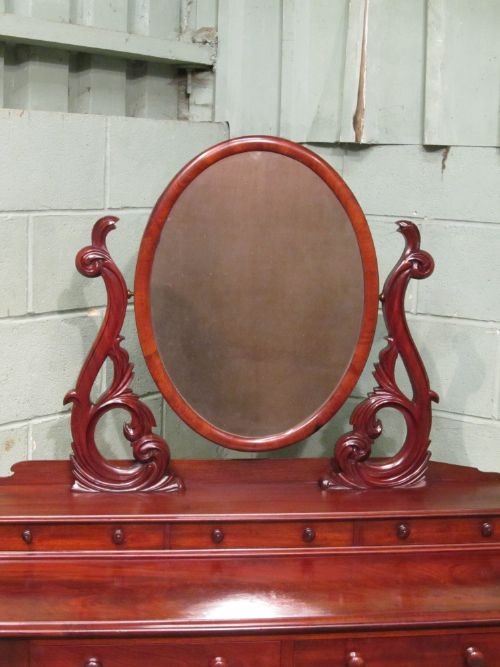 fig 2. ANTIQUE WILLIAM 1V MAHOGANY DRESSING TABLE C1830