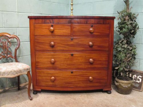 Antique Victorian Mahogany Bow Front Chest of Drawers C1880