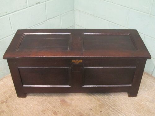 fig 1. ANTIQUE EARLY 18TH CENTURY JOINED OAK COFFER C1720