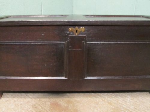 fig 2. ANTIQUE EARLY 18TH CENTURY JOINED OAK COFFER C1720
