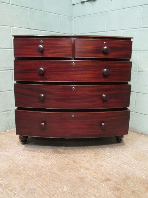 fig 2. ANTIQUE VICTORIAN MAHOGANY BOW FRONT CHEST OF DRAWERS C1880