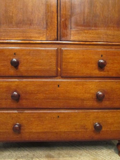 fig 2. ANTIQUE REGENCY OAK & MAHOGANY LINEN PRESS C1820