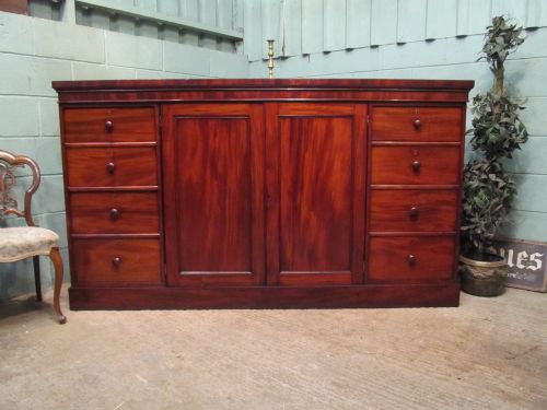 Antique Early 19th Century Gents Mahogany Low Compactum C1840