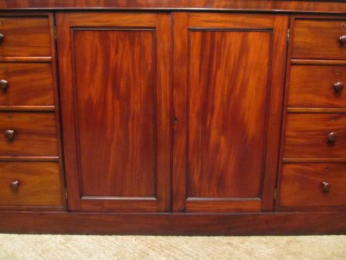 fig 1. ANTIQUE EARLY 19TH CENTURY GENTS MAHOGANY LOW COMPACTUM C1840