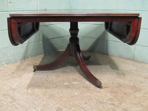 fig 2. ANTIQUE REGENCY MAHOGANY DROP LEAF DINING TABLE C1820 SEATS 8