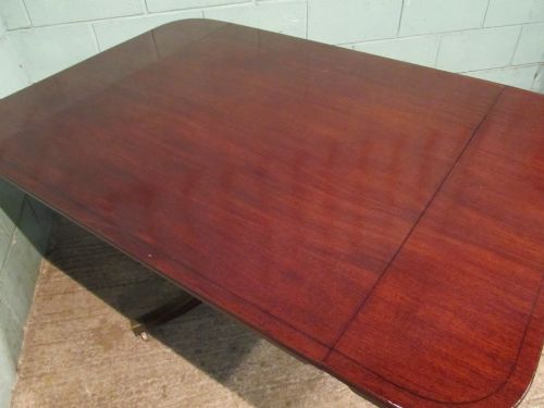 fig 1. ANTIQUE REGENCY MAHOGANY DROP LEAF DINING TABLE C1820 SEATS 8
