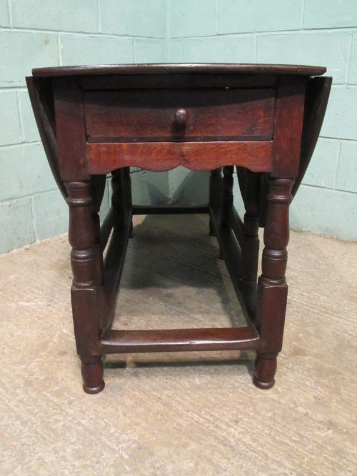 fig 2. ANTIQUE 18TH CENTURY OAK GATE LEG TABLE C1750 Seats 6 - 8