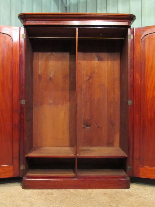 fig 2. ANTIQUE VICTORIAN MAHOGANY DOUBLE WARDROBE C1880