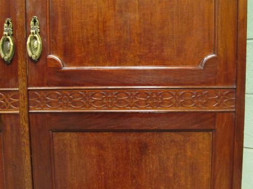 fig 1. ANTIQUE EDWARDIAN MAHOGANY SMALL GENTS WARDROBE COMPACTUM C1900