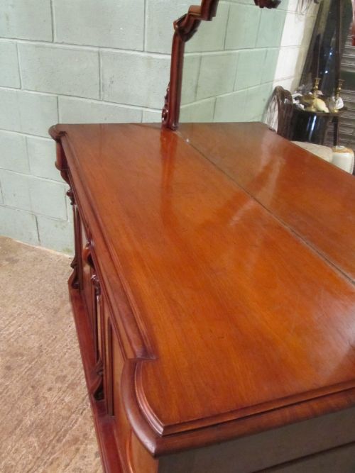 fig 2. ANTIQUE VICTORIAN MAHOGANY CHIFFONIER C1880