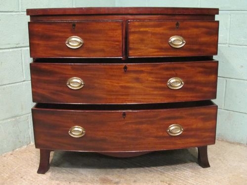 fig 2. ANTIQUE REGENCY MAHOGANY & WALNUT BOW FRONT CHEST OF DRAWERS C1820
