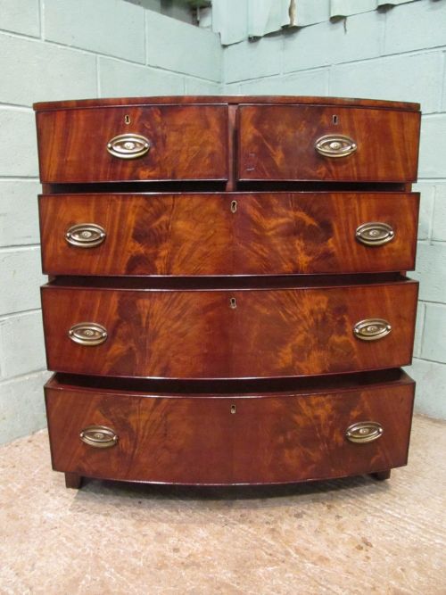 fig 2. ANTIQUE GEORGIAN REGENCY FLAMED MAHOGANY BOW FRONT CHEST OF DRAWERS C1820
