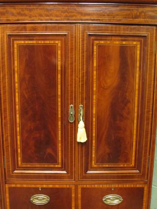 fig 2. ANTIQUE LATE VICTORIAN MAHOGANY WARDROBE COMPACTUM C1890
