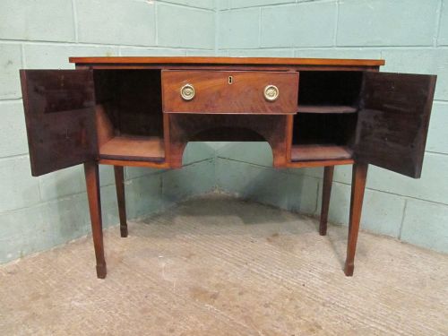 fig 2. ANTIQUE REGENCY MAHOGANY BOW FRONT SIDEBOARD C1820