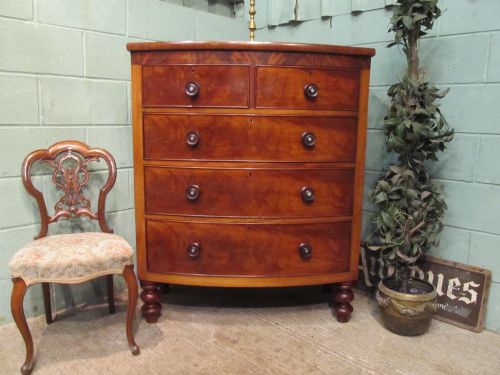Antique Victorian Mahogany Bow Front Chest of Drawers C1880