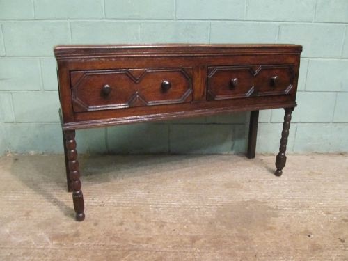 fig 1. ANTIQUE 18TH CENTURY SMALL COUNTRY OAK SIDEBOARD C1780