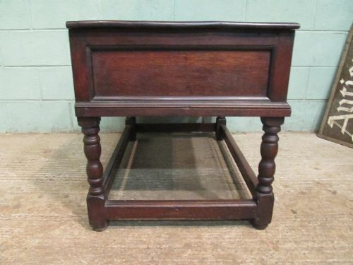 fig 2. ANTIQUE MID 18TH CENTURY COUNTRY OAK SIDE TABLE C1750