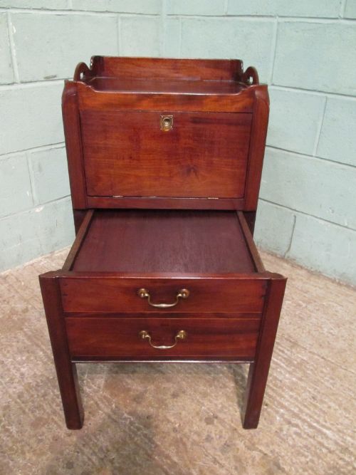 fig 2. ANTIQUE 18TH CENTURY MAHOGANY BEDSIDE CABINET C1780