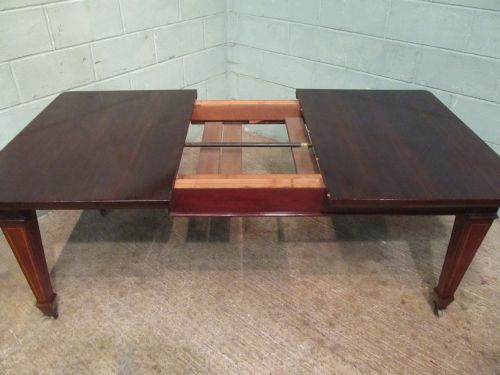 fig 2. ANTIQUE VICTORIAN MAHOGANY EXTENDING DINING TABLE SEATS 8 C1890