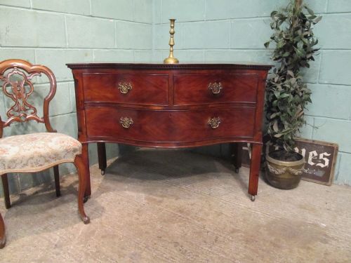 Antique Regency Mahogany Serpentine Chest of Drawers C1820