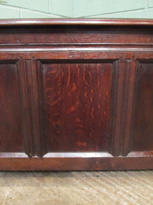 fig 1. ANTIQUE 18TH CENTURY COUNTRY OAK COFFER C1780