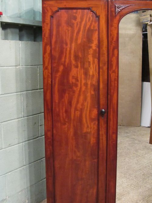 fig 1. ANTIQUE 'GILLOWS OF LANCASTER' MAHOGANY TRIPLE WARDROBE COMPACTUM C1890
