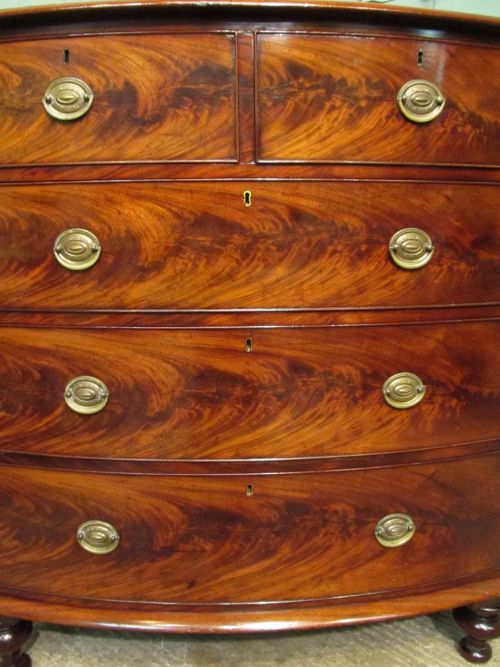 fig 1. ANTIQUE EARLY VICTORIAN FLAMED MAHOGANY BOW FRONT CHEST OF DRAWERS C1840